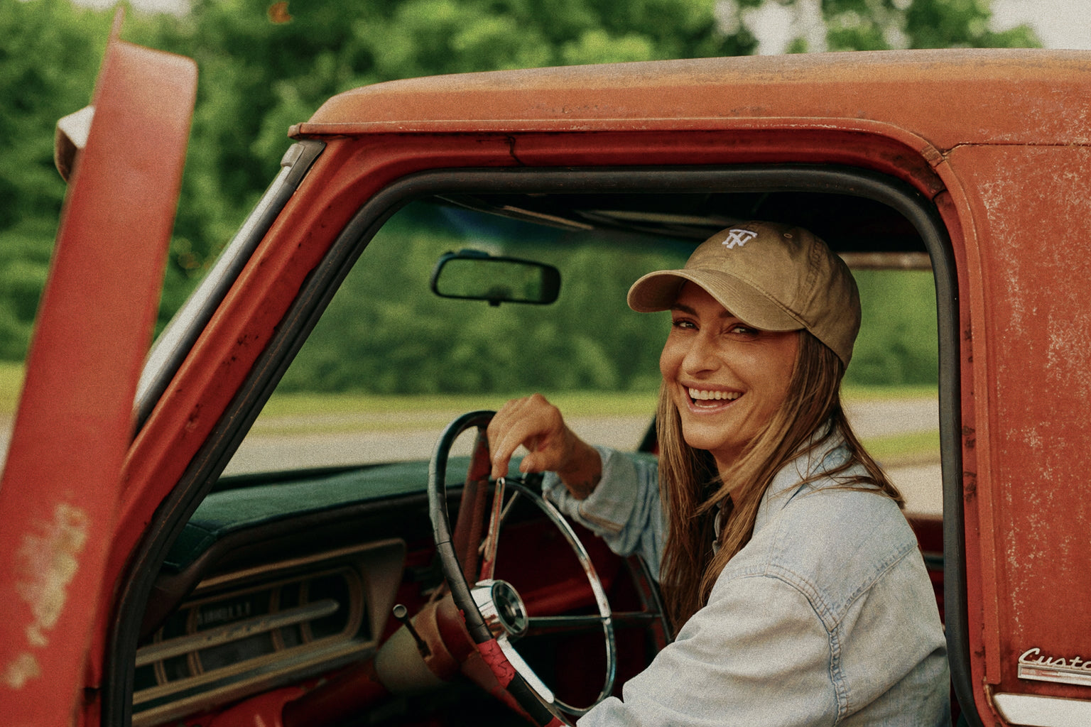 The TN Hat™ – The Dusty Boot