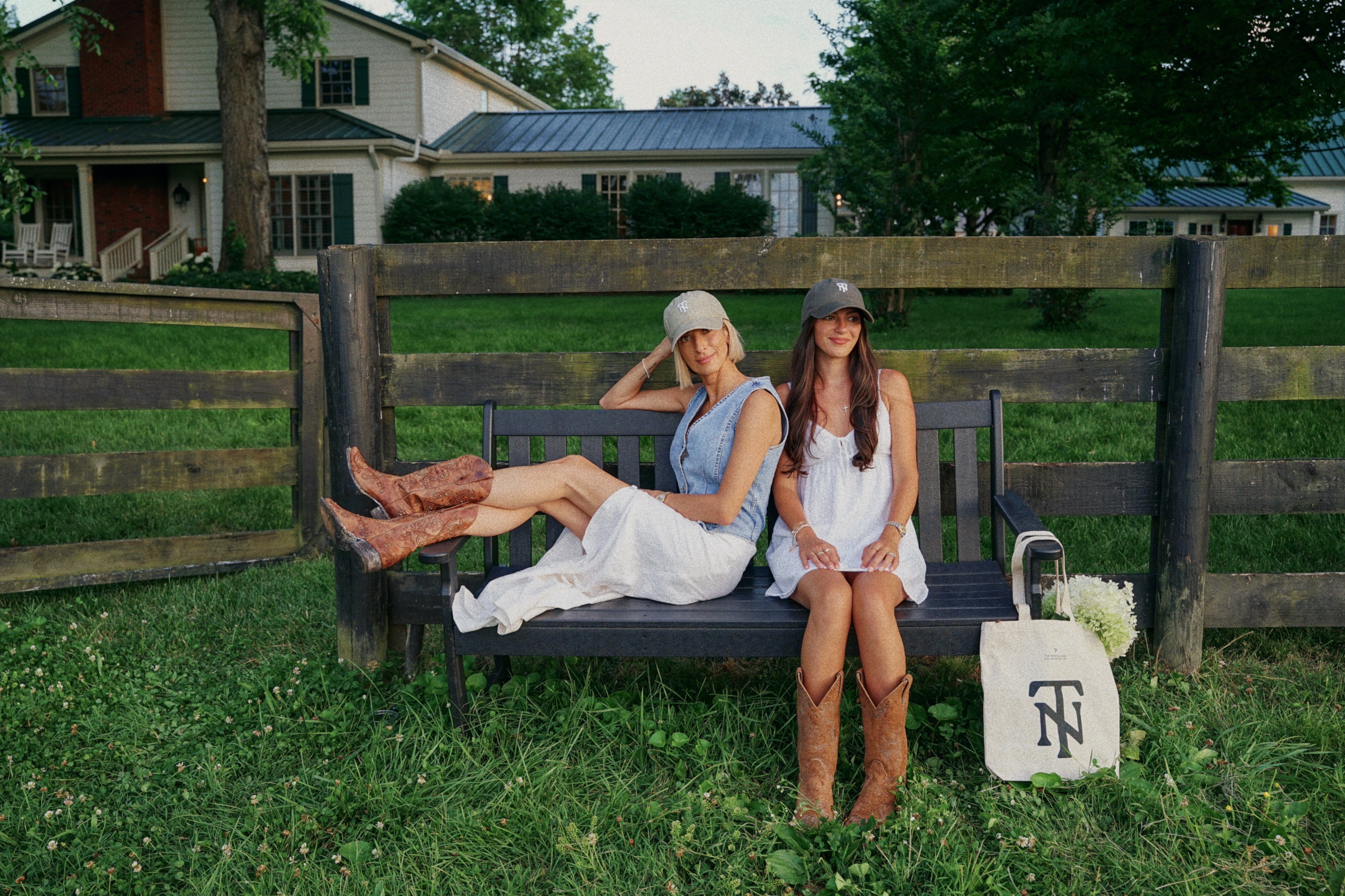 Dusty_Boot_Paige_1799.jpg
